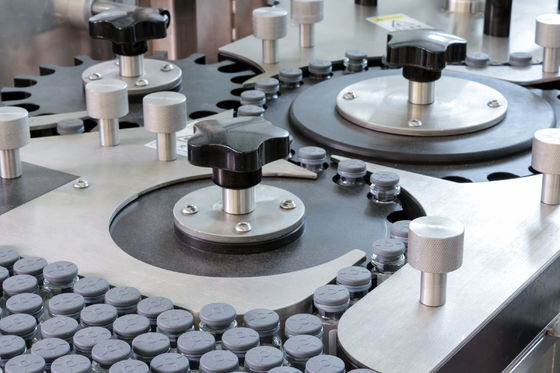 Precisão 0,5 mm Máquina de rotulagem automática 750 garrafas/minuto